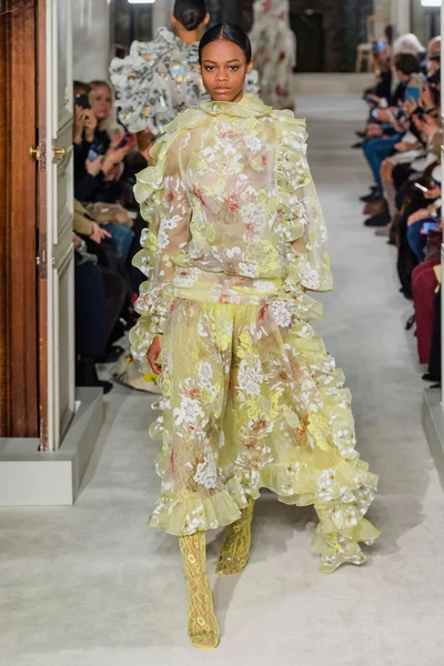 Look 52